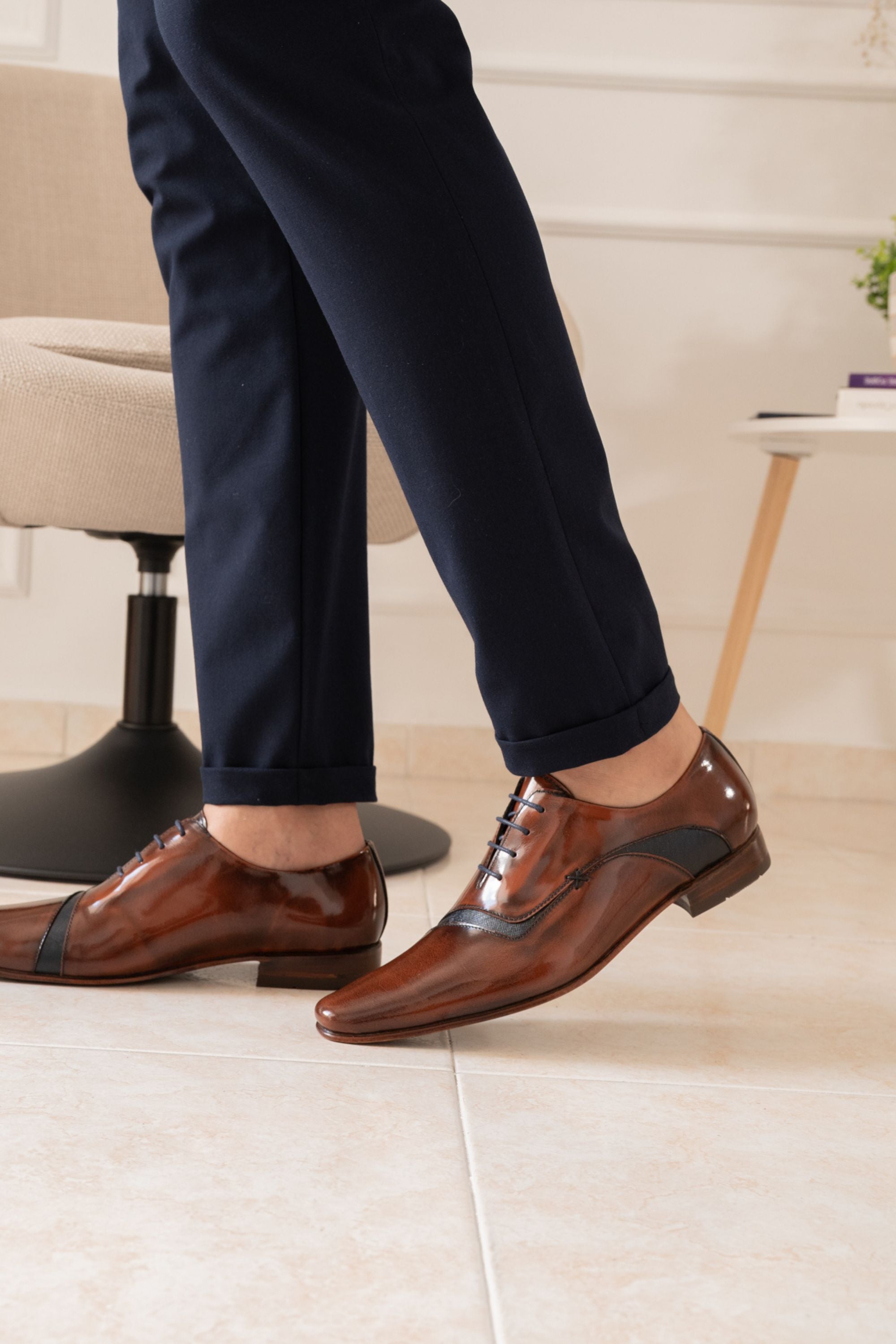 MEN’S ELEGANT SHOE IN BROWN LEATHER | REF: NAPOLES 6072