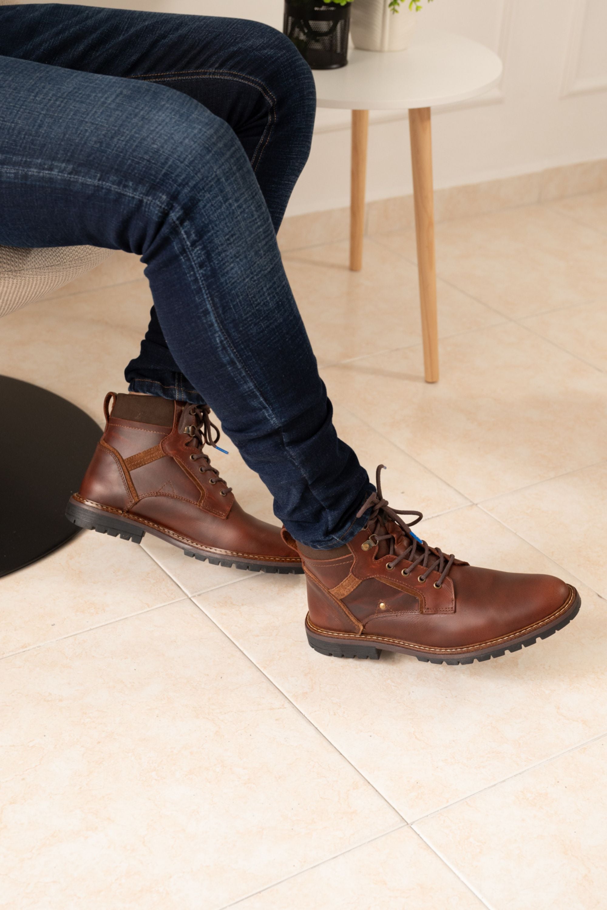 BOTAS LION EN CUERO CAFE PARA HOMBRE REF: CLCK 909