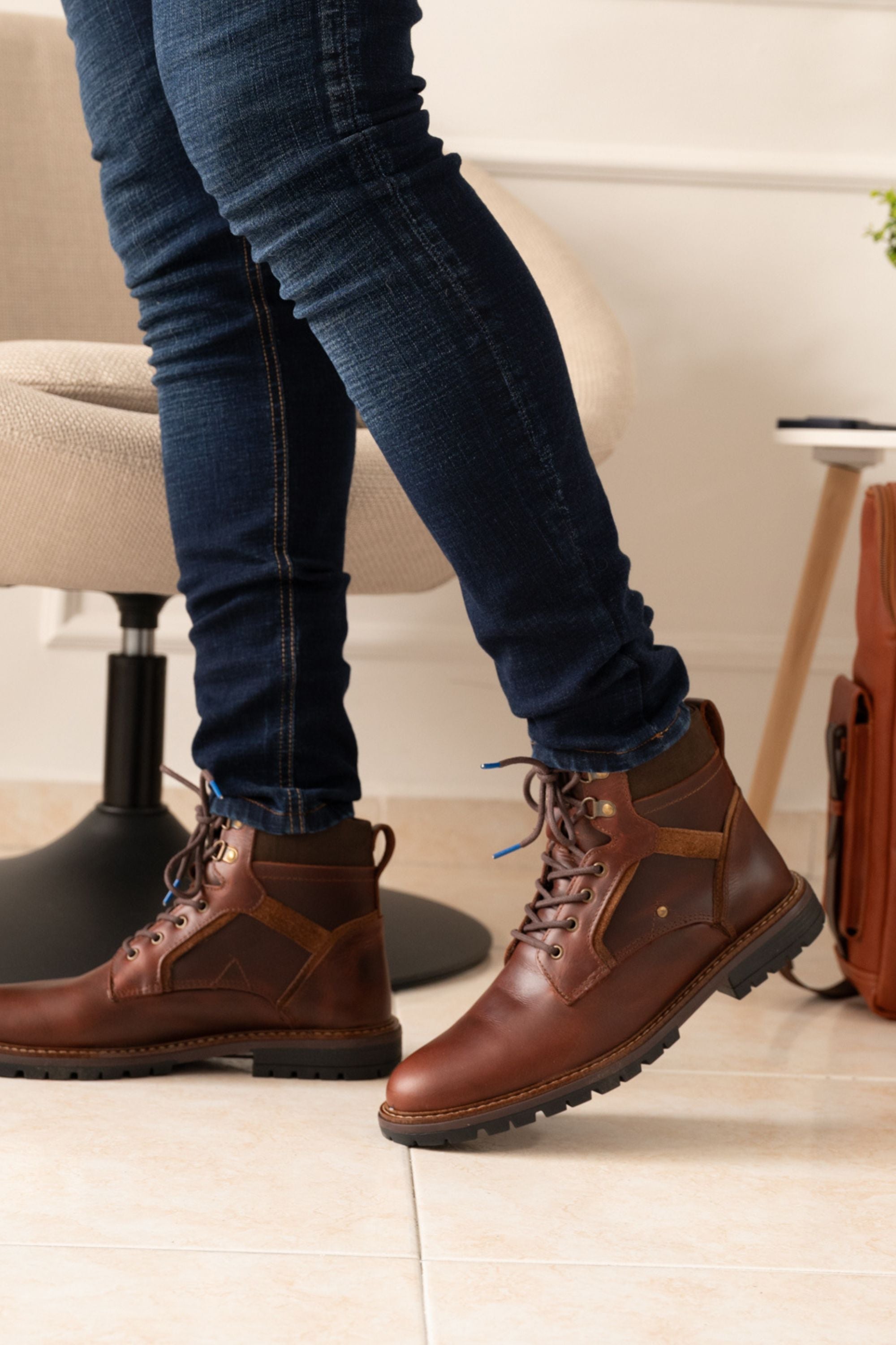 BOTAS LION EN CUERO CAFE PARA HOMBRE REF: CLCK 909