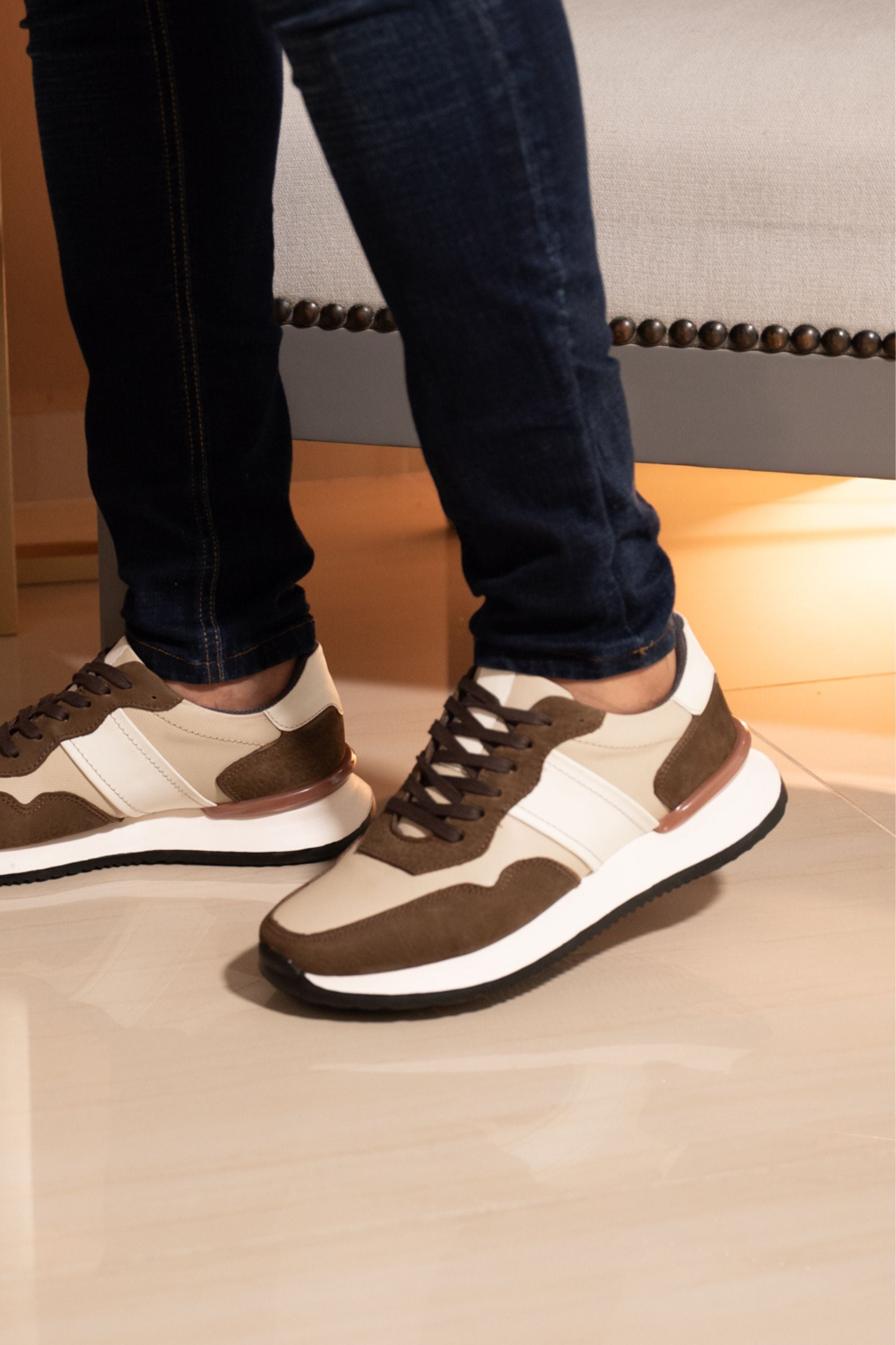 TENIS PARA HOMBRE EN CUERO CREMA REF: SIENA 6416