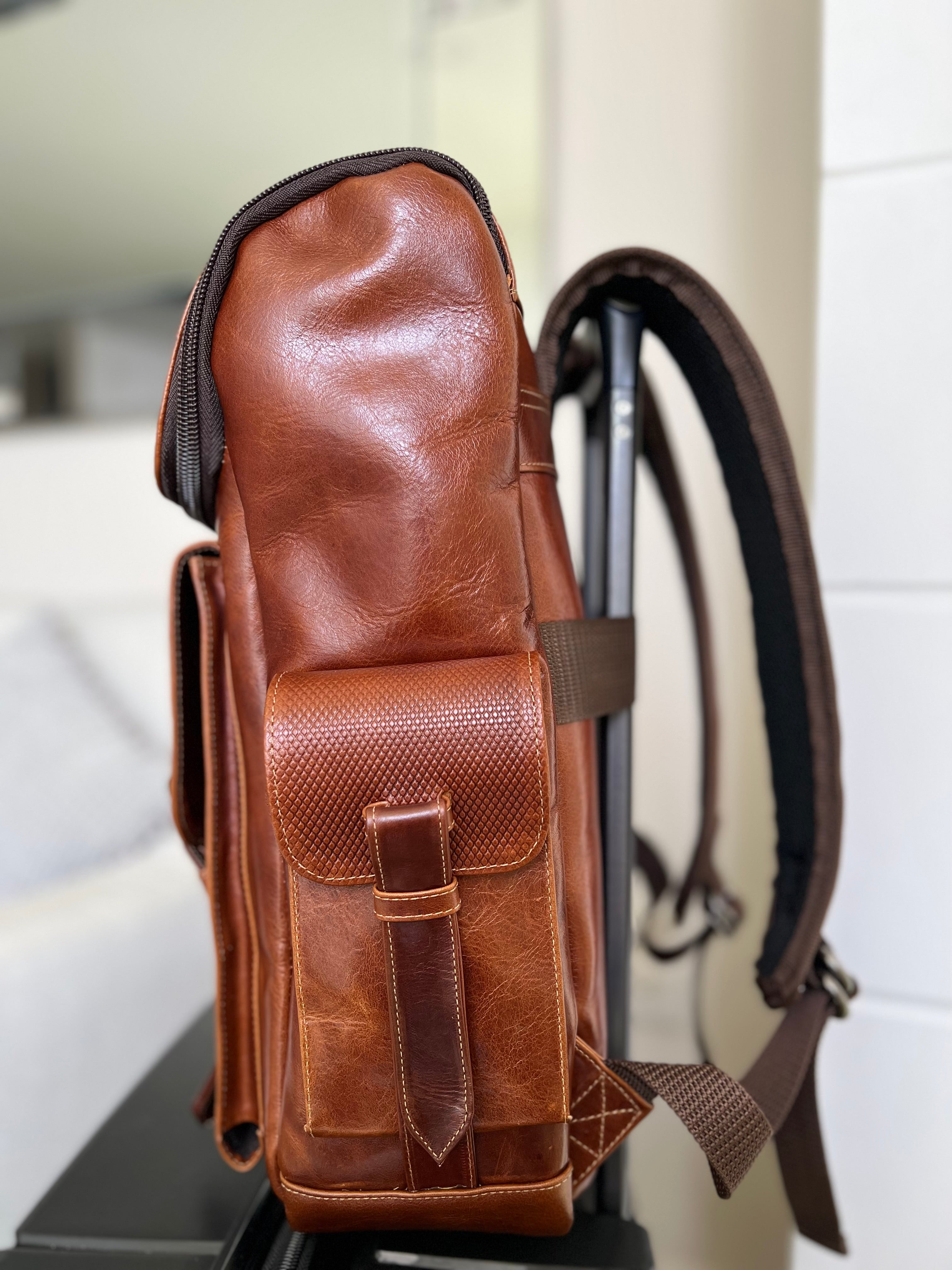 ADRIAN MULTIFUNCTIONAL BACKPACK IN HONEY LEATHER FOR MEN | LUXERO