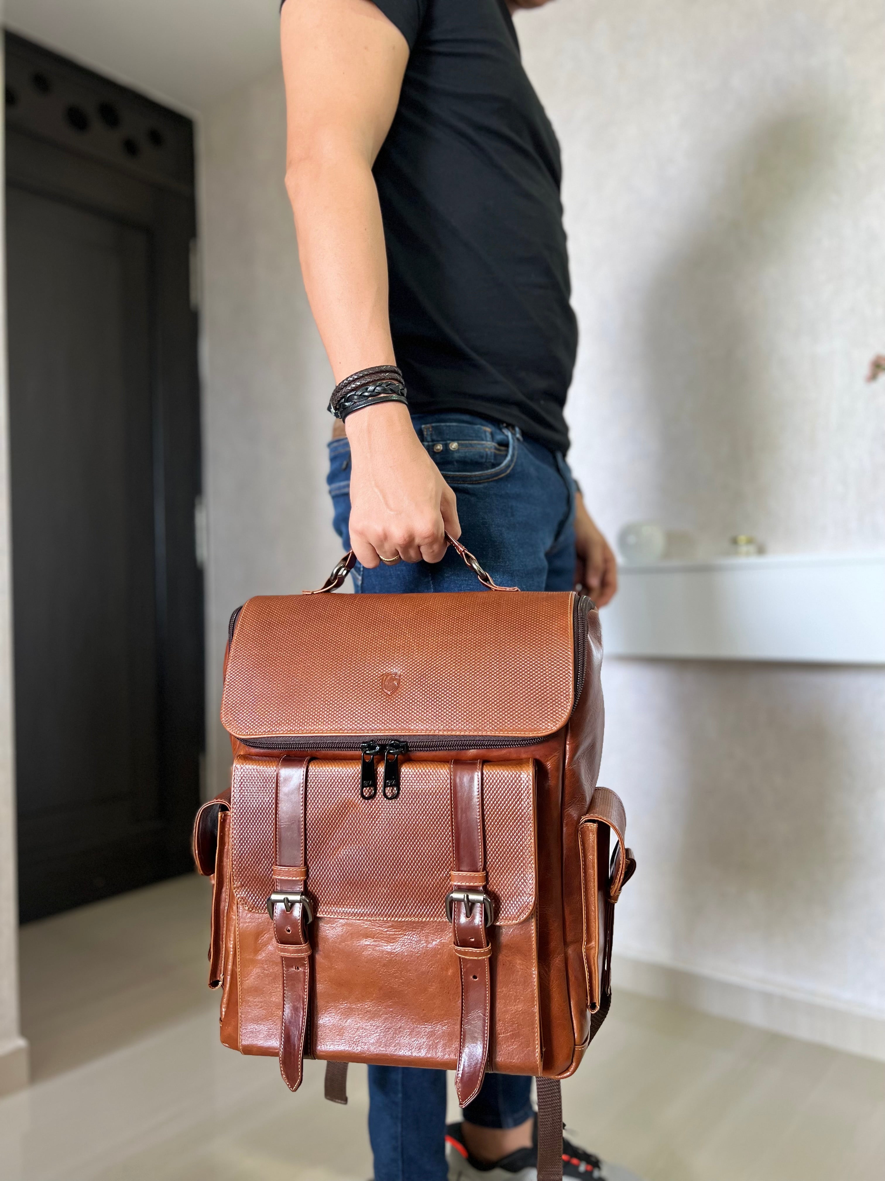 ADRIAN MULTIFUNCTIONAL BACKPACK IN HONEY LEATHER FOR MEN | LUXERO