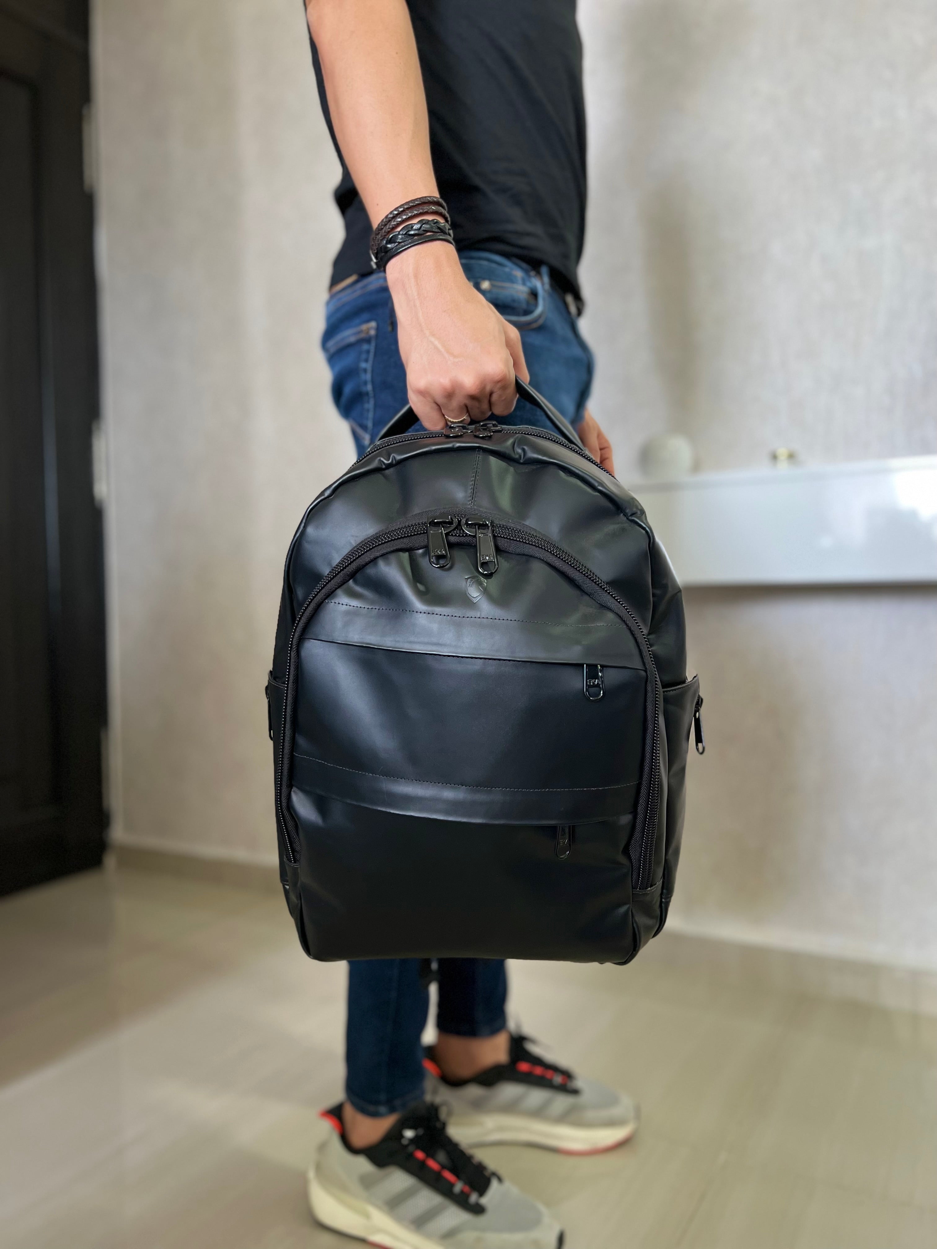 MIGUEL MULTIFUNCTIONAL BACKPACK IN BLACK LEATHER FOR MEN | LUXERO