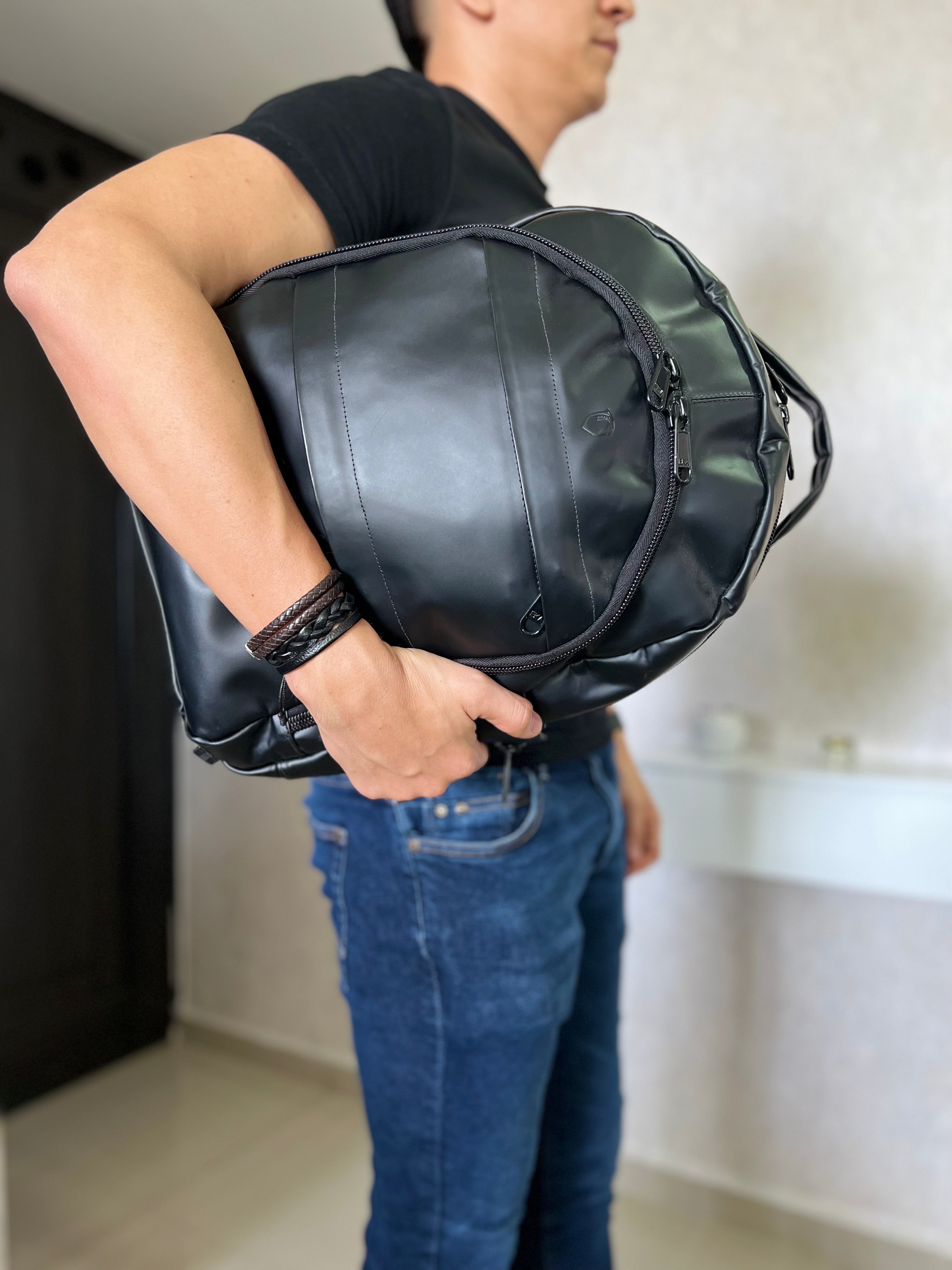 MIGUEL MULTIFUNCTIONAL BACKPACK IN BLACK LEATHER FOR MEN | LUXERO