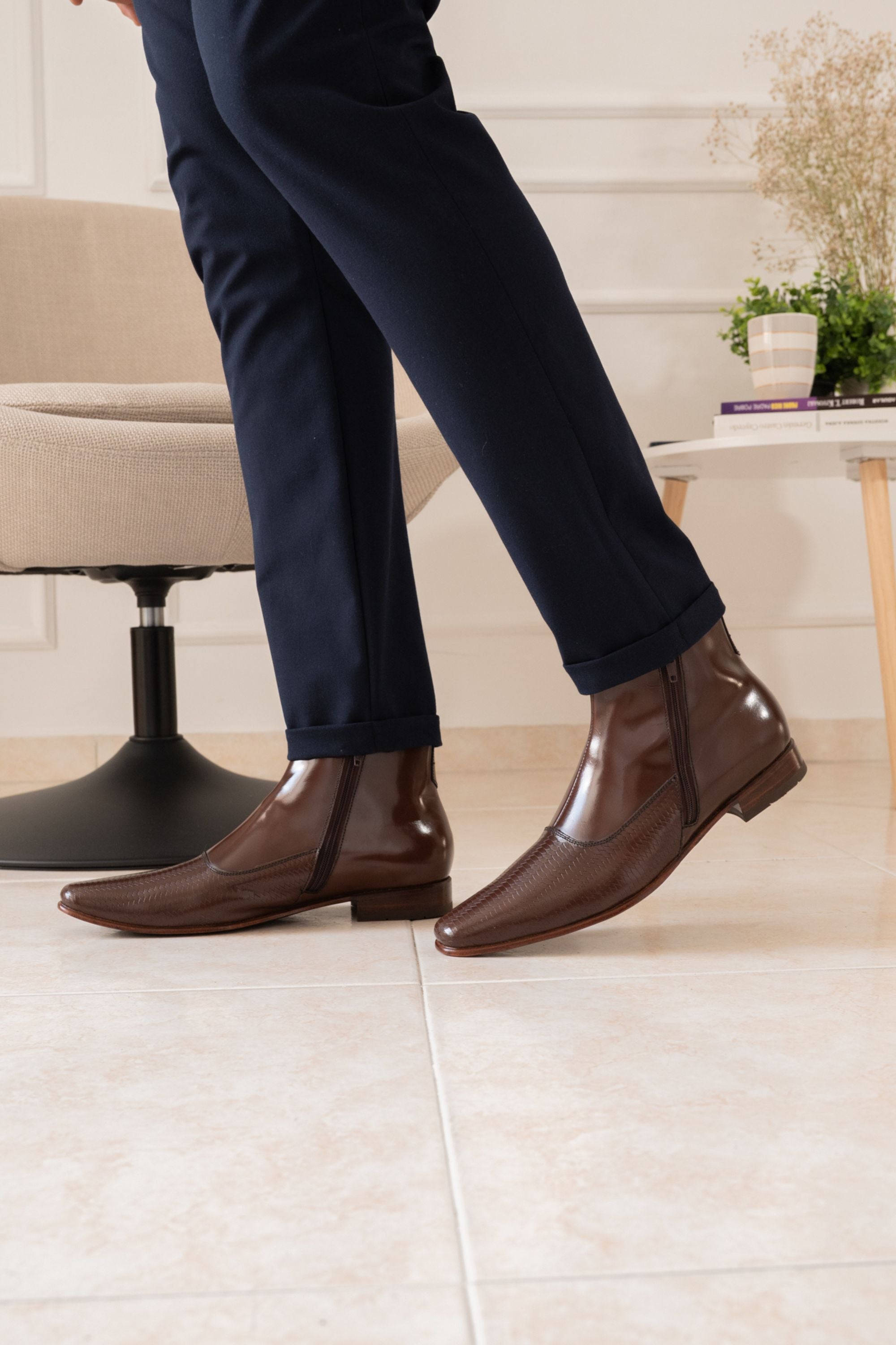 MEN’S ELEGANT ANKLE BOOT IN BROWN LEATHER | REF: TRIUMBI 6083
