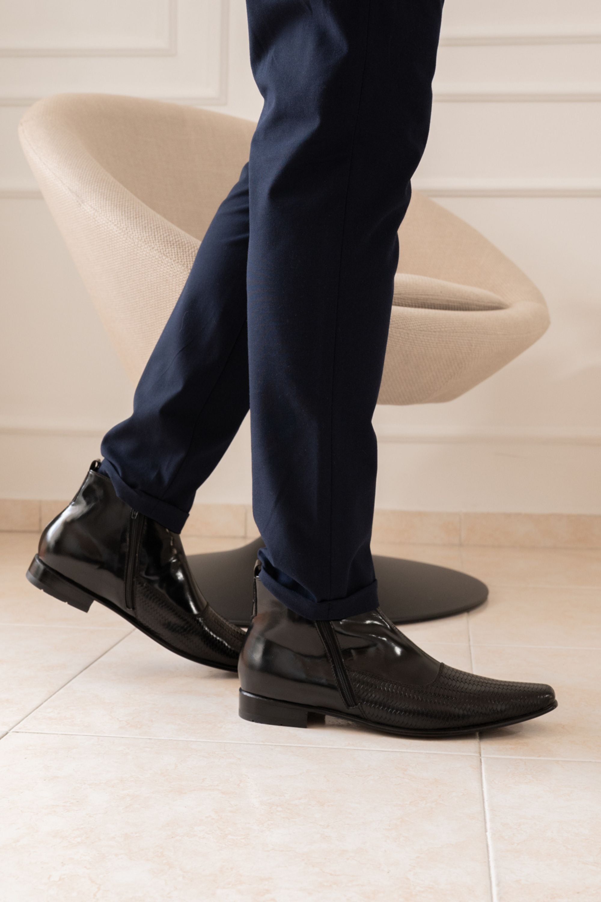 MEN’S ELEGANT ANKLE BOOT IN BLACK LEATHER | REF: TRIUMBI 6083