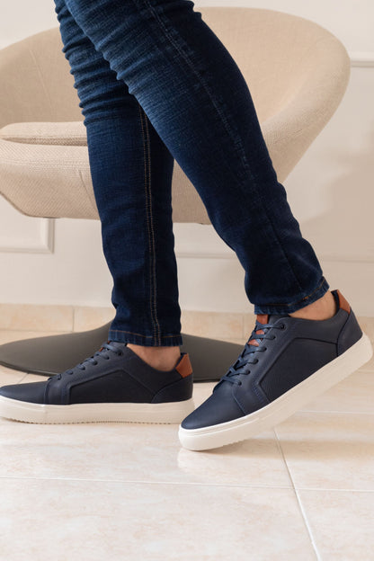 SNEAKERS EN CUERO AZUL PARA HOMBRE REF: 577 BYUL