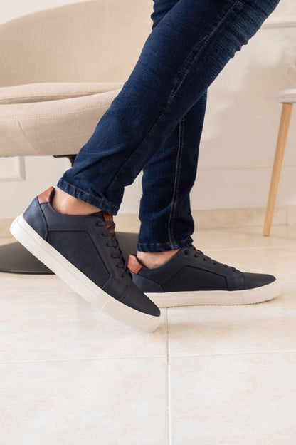 SNEAKERS EN CUERO AZUL PARA HOMBRE REF: 577 BYUL