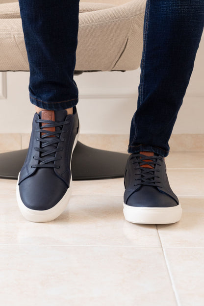 SNEAKERS EN CUERO AZUL PARA HOMBRE REF: 577 BYUL