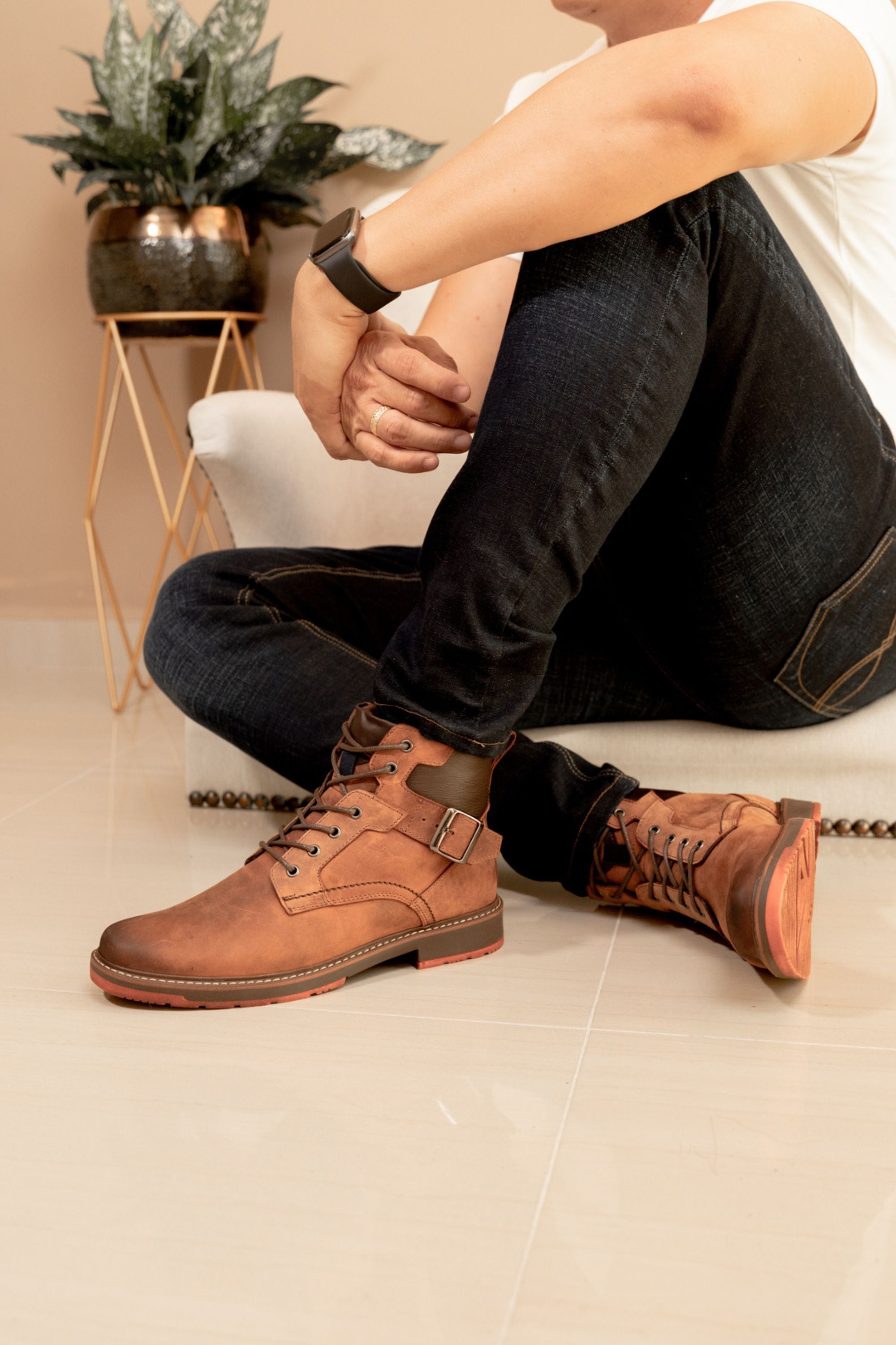 BOTAS PARA  HOMBRE EN CUERO  /DAVIDSON MIEL CLARO NOBUCK REF: SORA COÑAG