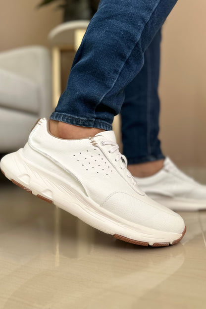 TENIS EN CUERO PARA HOMBRE EN CUERO BLANCO | REF: BUGALA CLSS