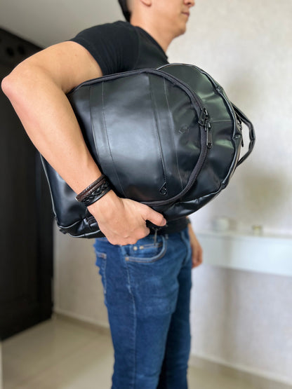 MIGUEL MULTIFUNCTIONAL BACKPACK IN BLACK LEATHER FOR MEN | LUXERO